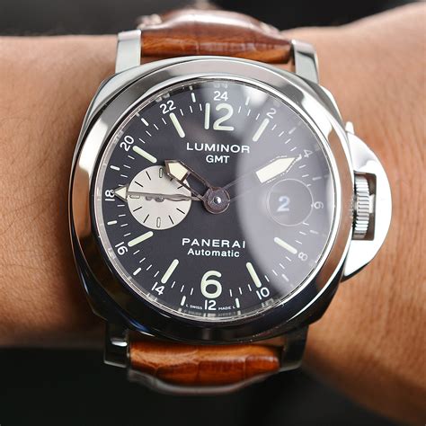 Panerai Luminor GMT Automatic Men's Watch .